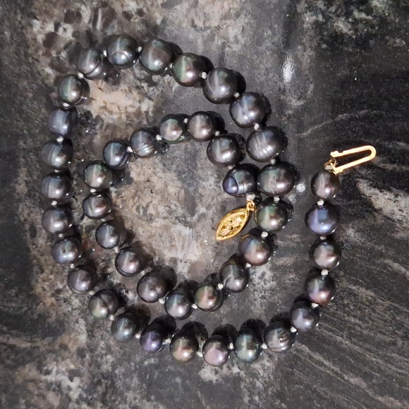 🦪 Stunning vintage black pearl knotted necklace. 18" freshwater dyed. - Picture 12 of 17